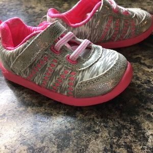 Toddler shoes